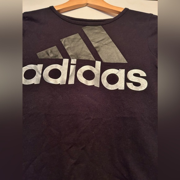 Adidas logo capped sleeve girls T size Large/14 - Picture 6 of 9